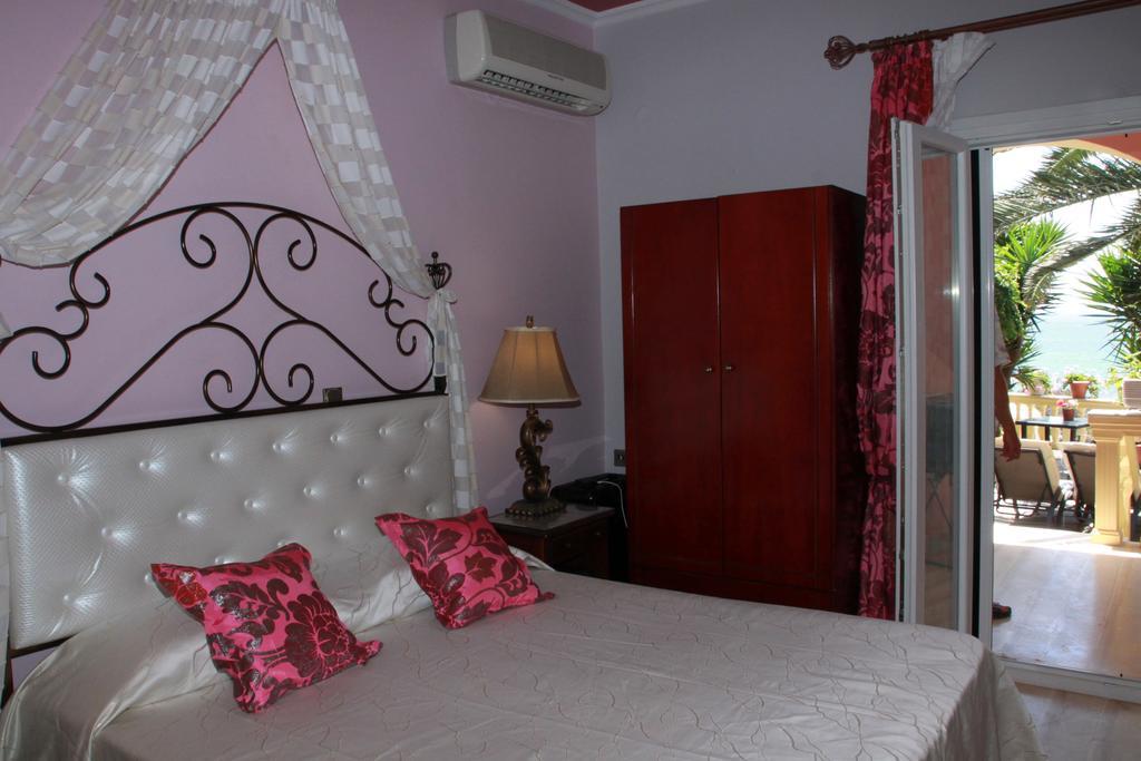 Aristotelis-Nikos Paramonas Studios Номер фото